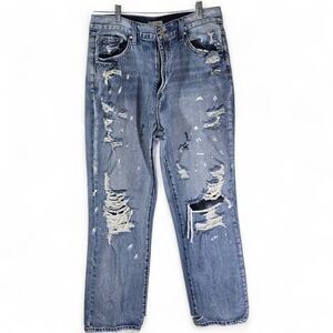 PETRE 153 Women’s Light Blue Distressed Boyfriend Jeans